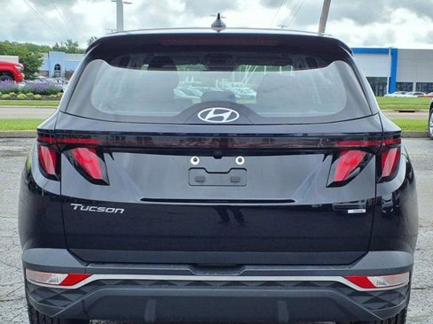 Used 2023 Hyundai Tucson SE image 25