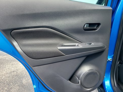 Used 2021 Nissan Kicks S w/ Interior Electronics Package image 10