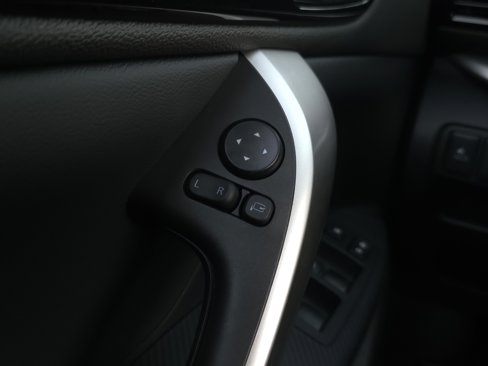 New 2026 Mitsubishi Eclipse Cross SE image 23