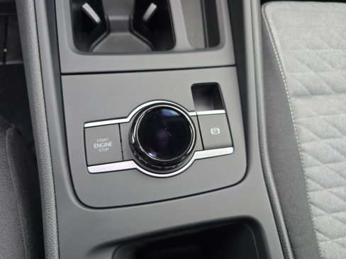 New 2025 Volkswagen Tiguan S image 32