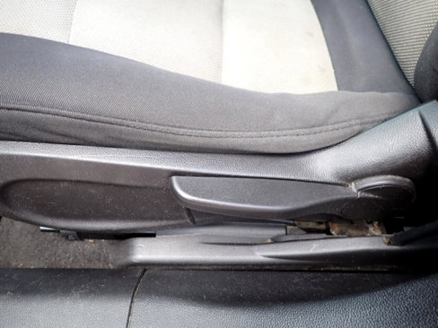 Used 2015 Chevrolet Cruze LS image 34