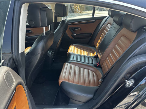 Used 2015 Volkswagen CC Executive image 14
