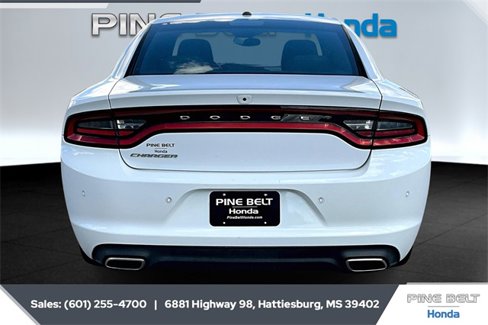 Used 2022 Dodge Charger SXT image 4