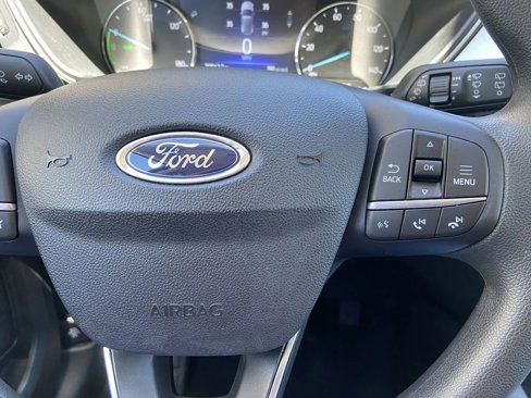 Used 2022 Ford Escape SE image 14
