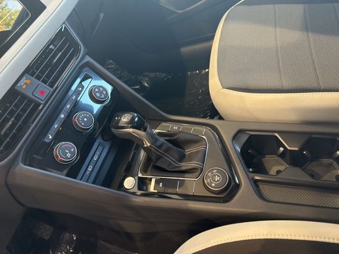 New 2025 Volkswagen Taos S image 20