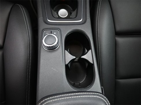 Used 2019 Mercedes-Benz GLA 250 image 3