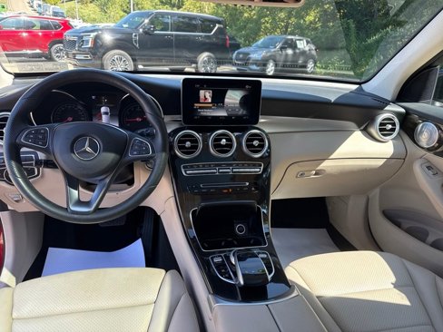 Used 2018 Mercedes-Benz GLC 300 4MATIC image 12
