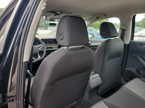 Used 2025 Volkswagen Jetta S image 13