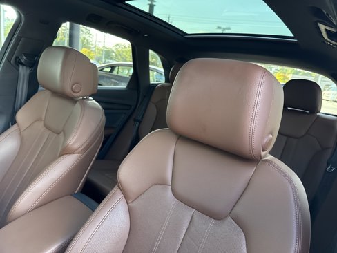 Used 2018 Audi Q5 Prestige w/ Prestige Package image 23