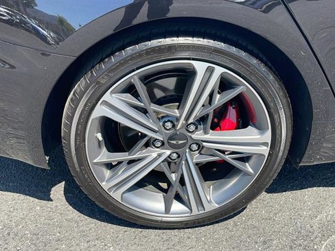 Used 2025 Genesis G70 2.5T w/ Sport Prestige Package image 30