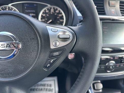 Used 2019 Nissan Sentra SR image 23