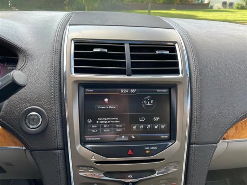 Used 2014 Lincoln MKX AWD w/ Equipment Group 101A image 21