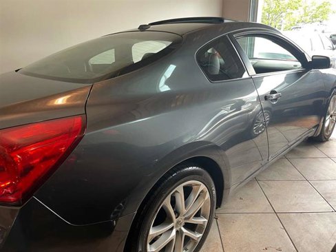 Used 2011 Nissan Altima 3.5 SR w/ Leather Pkg image 7