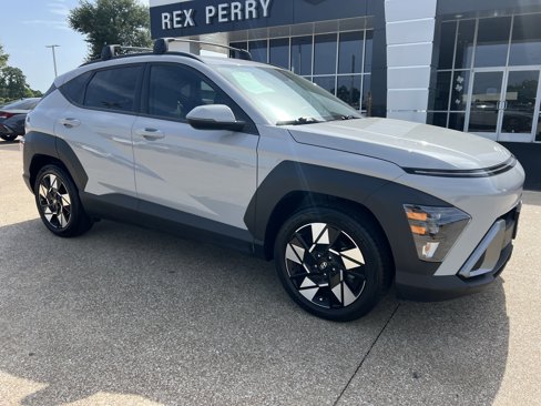 Used 2024 Hyundai Kona SEL w/ Convenience Package image 2