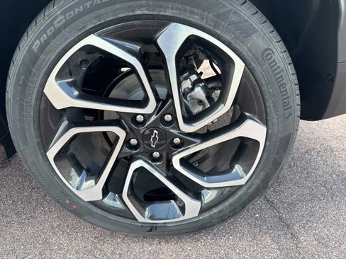 New 2025 Chevrolet Trax RS image 9