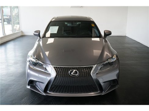 Used 2016 Lexus IS 200t image 2