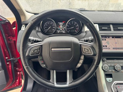 Used 2014 Land Rover Range Rover Evoque Pure Premium image 13