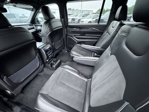 Certified 2021 Jeep Grand Cherokee L Laredo image 11
