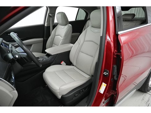 Used 2020 Cadillac XT4 Premium Luxury w/ Cold Weather Package image 34