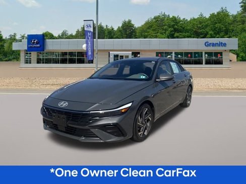Certified 2024 Hyundai Elantra SEL w/ Convenience Package image 2