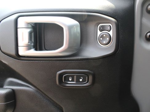 Certified 2022 Jeep Wrangler Unlimited Sport w/ Sun And Sound Package image 11