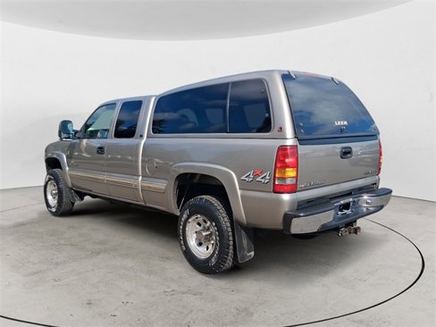 Used 2002 Chevrolet Silverado 2500 LT w/ Off-Road Skid Plate Pkg image 3