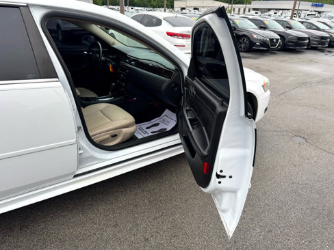 Used 2012 Chevrolet Impala LTZ image 9