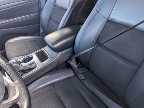 Used 2020 Jeep Grand Cherokee Altitude image 19