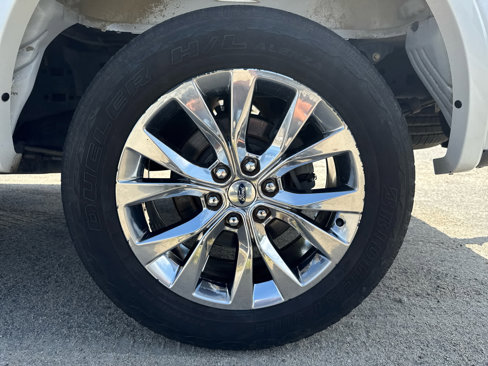 Used 2016 Ford F150 Lariat w/ Equipment Group 502A Luxury image 34