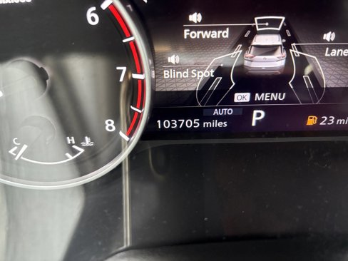 Used 2021 Nissan Rogue SV image 14