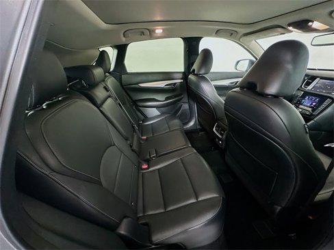 Used 2019 INFINITI QX50 Essential image 28