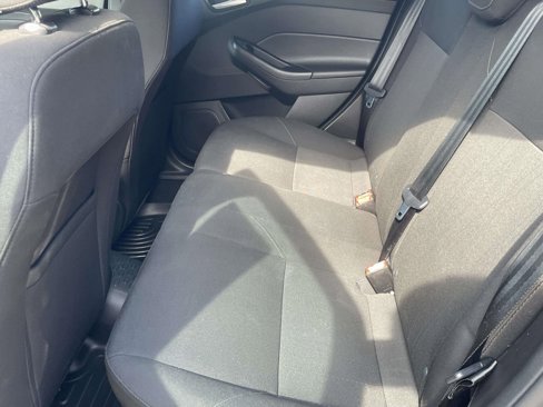 Used 2017 Ford Focus SE image 10