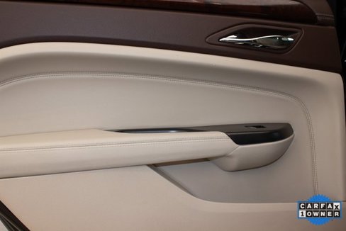 Used 2016 Cadillac SRX Luxury w/ Driver Awareness Package image 18