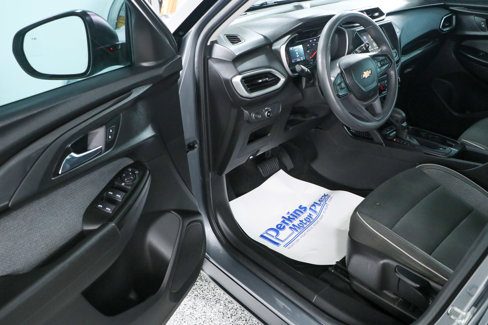 Used 2021 Chevrolet TrailBlazer LS image 3