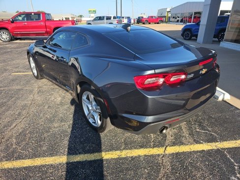 Used 2023 Chevrolet Camaro LT image 5