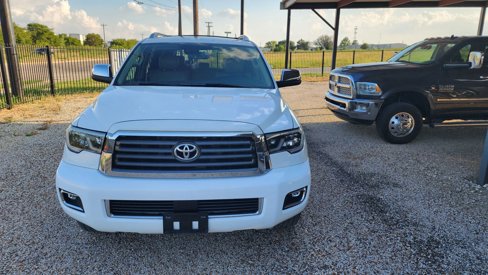 Used 2018 Toyota Sequoia Limited image 4