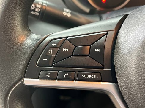 Used 2021 Nissan Kicks S image 15