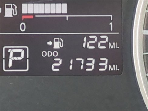 Used 2021 Nissan Kicks S image 25