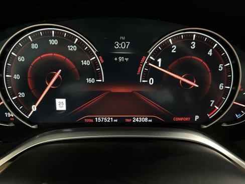 Used 2016 BMW 740i image 5
