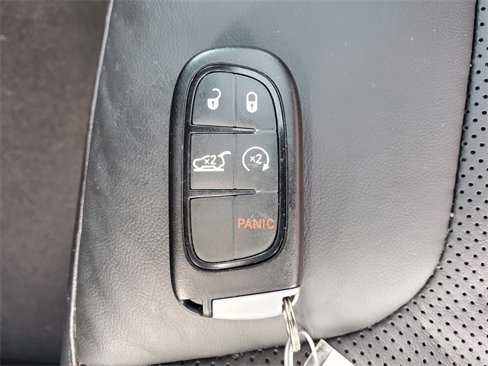 Certified 2020 Jeep Cherokee Limited image 37