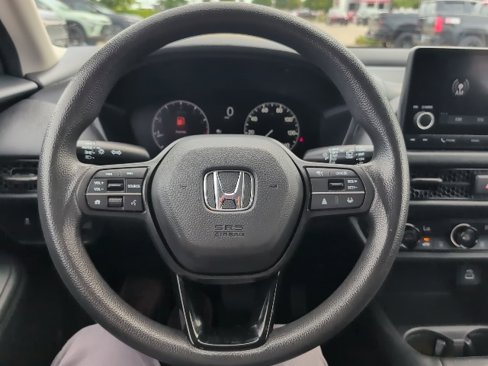 Used 2023 Honda HR-V LX image 9