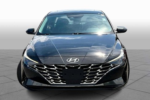 Used 2023 Hyundai Elantra Limited image 3