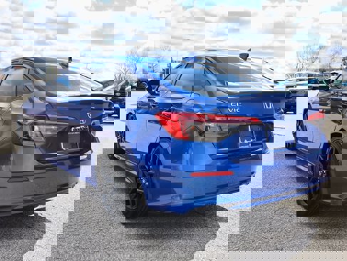 Used 2022 Honda Civic Sport image 3