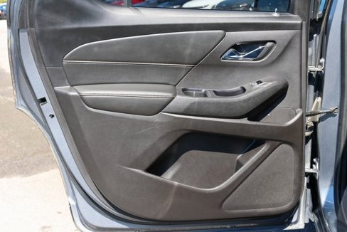 Used 2018 Chevrolet Traverse LT image 14
