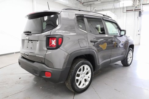 Used 2018 Jeep Renegade Sport w/ Power & Air Group image 7