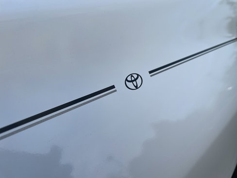 Used 2010 Toyota Corolla LE image 18