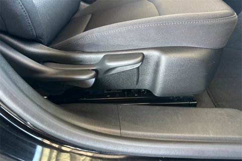 Used 2023 Chevrolet Malibu LT image 25