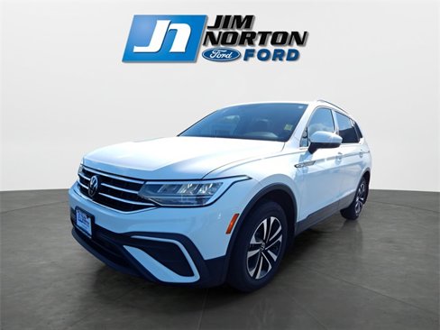 Used 2022 Volkswagen Tiguan S image 6