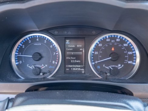 Used 2019 Toyota Highlander LE image 21