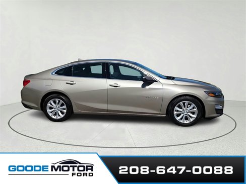 Used 2023 Chevrolet Malibu LT image 2